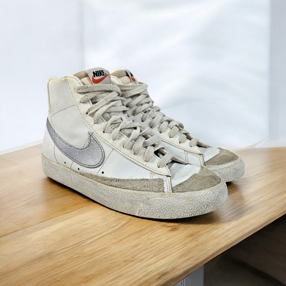 Nike Blazer Mid 77 Women 8.5 Men 7 White Silver Retro Sneakers Shoes‎ CZ1055-112